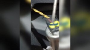 как снять фишки ремень безопасности тойота раф4 2020/how to remove toyota raf4 seat belt chips 2020