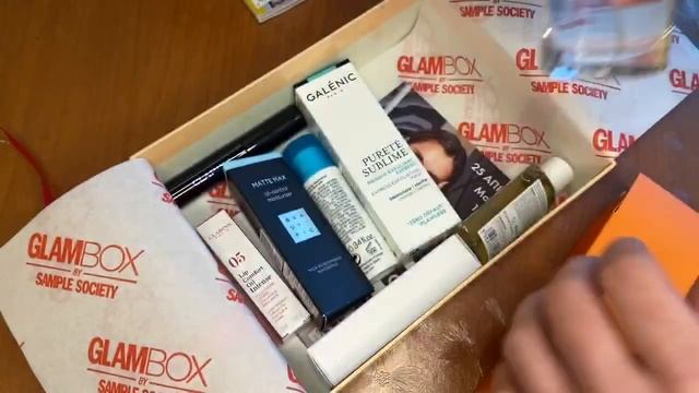 Обзор?️♂️: Бьюти бокс GLAMBOX DELUXE vs. REGULARE || В чем разница|| Расчёт стоимости наполнения? смотреть онлайн
