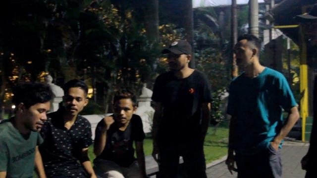 Sahabat_Pophyn Dr (Official Music Video)