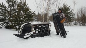 Буран едет на одной гусенице