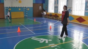 Урок баскетбола в школе № 1412