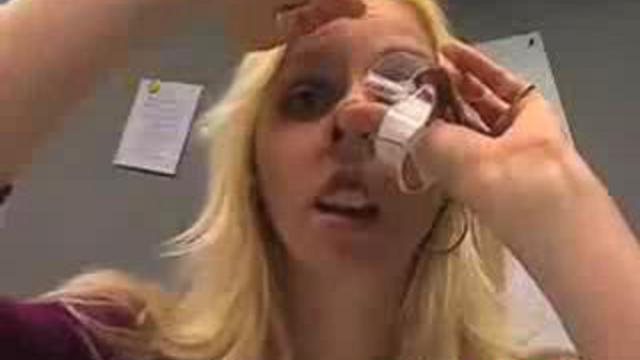 Блондинка и скотч смотреть онлайн