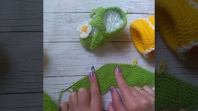 МК пинетки "Ромашка" спицами/ смотреть онлайн
