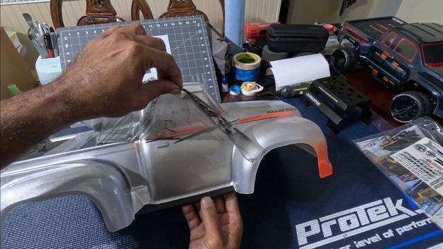 Peel Off | RC Lexan Body | ASMR | 1956 Ford F-100 Touring Street Racing Truck смотреть онлайн