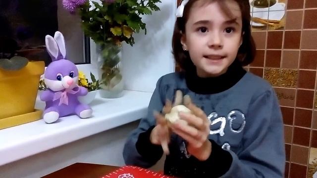 Как покрасить солёное тесто для поделок/ How to paint salt dough for crafts смотреть онлайн