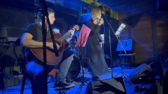 DIANA LEVKOVICH - Adèle/ Patricia Kaas Cover (основаная гитара - Павел Юркин) смотреть онлайн