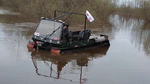 Самодельный гусеничный вездеход смотреть онлайн