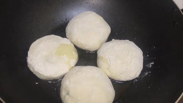 ПОНЧИКИ на КЕФИРЕ НА СКОВОРОДЕ за 15 МИНУТ с НУТЕЛЛОЙ смотреть онлайн