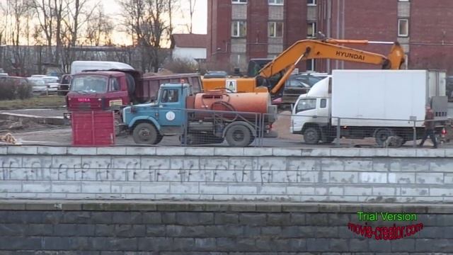TATRA 815S1 & HYUNDAI 305LC-7 смотреть онлайн