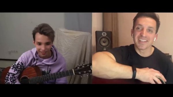 Хочу научиться играть на гитаре АкСтар #akstar #prank #guitar