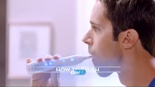 Электрическая зубная щетка Oral-B Pro 1000 Power Rechargeable Electric Toothbrush Powered by Braun. смотреть онлайн
