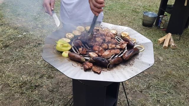 Обзор лучшего девайса, любителям жарить мяско на даче: казана, гриля, мангала Step Grill от Grill'D смотреть онлайн