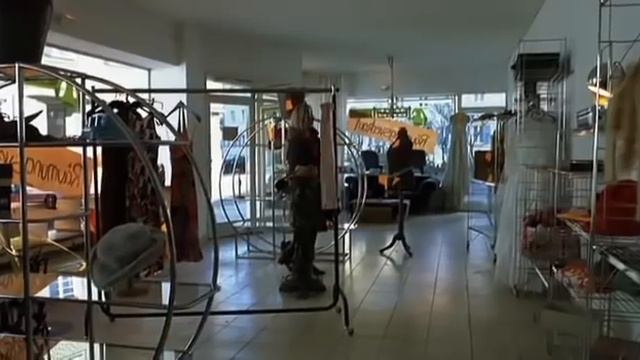 Белая из племени Масаи.