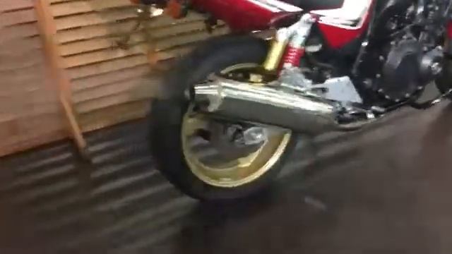 ホンダ ＣＢ４００ＳＦＶ−４　フェンダーレス　エンジンガード 214 смотреть онлайн