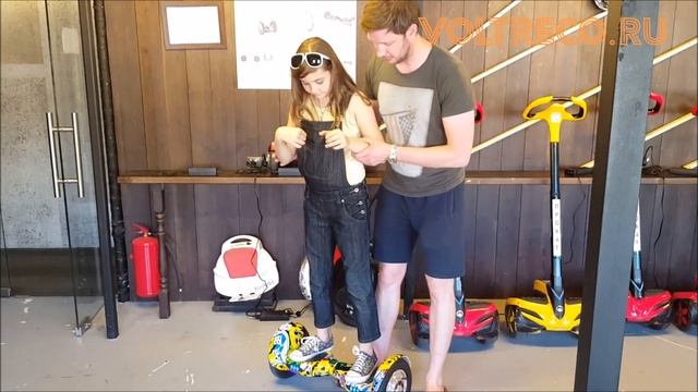 Обучение езде на гироскутере 2 минуты и поехал Voltreco.ru 2016 #ЭПТ смотреть онлайн