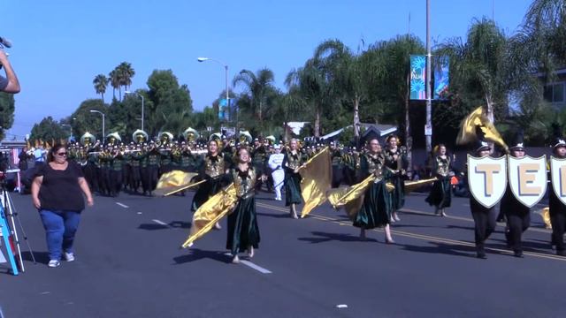 The Pride of Temple City at the 2013 La Palma Days Parade смотреть онлайн