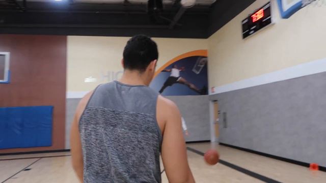 I Went From Playing College Basketball To Making SIX FIGURES In Real Estate – My Story смотреть онлайн