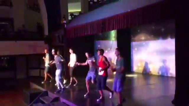 Клубный танец! смотреть онлайн