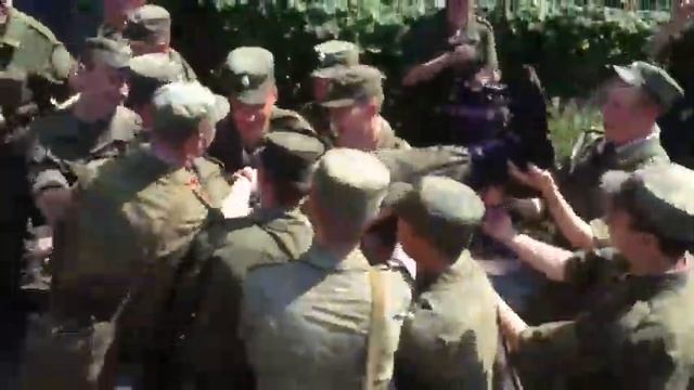 Дмб в роте почетного караула) смотреть онлайн