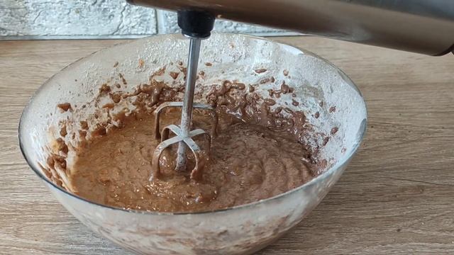 БИСКВИТ МОРКОВНЫЙ // С КАКАО / ОЧЕНЬ ПРОСТОЙ БЮДЖЕТНЫЙ РЕЦЕПТ / BISCUIT CARROT смотреть онлайн