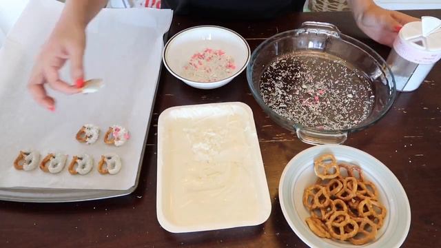 DIY CANDY TABLE TREATS | DOLLAR TREE DIY CANDY TABLE TREATS | BABYSHOWER TREATS FOR DESSERT TABLE смотреть онлайн