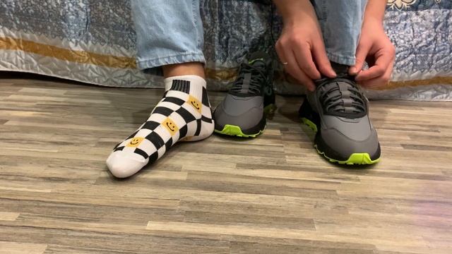 Распаковка ЗИМНИХ КРОССОВОК от АДИДАС! Adidas NIte Jogger & Adidas Terrex. Топ ОБУВЬ на Зиму! смотреть онлайн