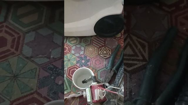Почему не работает насос на моющем пылесосе Karcher 6.100? Решение. смотреть онлайн