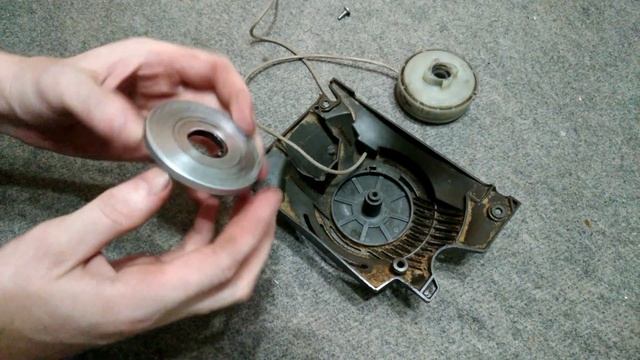 Как поставить возвратную пружину стартера бензопилы легкий пуск смотреть онлайн