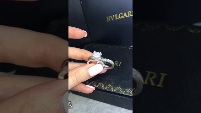 Двойное кольцо BVLGARI смотреть онлайн