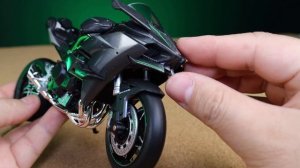 Unboxing 1/12 Kawasaki Ninja H2 and H2R Aoshima Diecast Motorcycle Model Toy