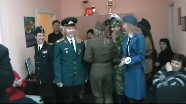 Дефиле в военной форме журналисток газеты Днепр вечерний смотреть онлайн