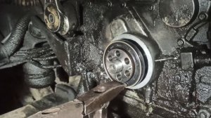 Замена сальника коленвала Cummins 6ISBE