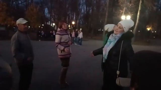 Вечерний парк Гомеля. смотреть онлайн