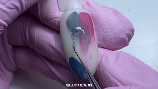 Серебряный кошачий глаз | Минимализм на ногтях | Быстрый дизайн ногтей смотреть онлайн