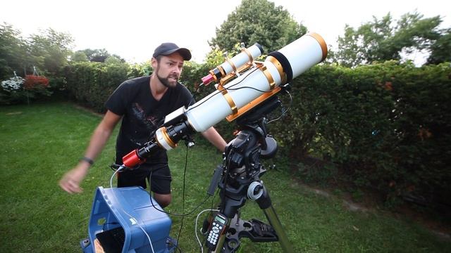 Let's Photograph the Omega Nebula смотреть онлайн