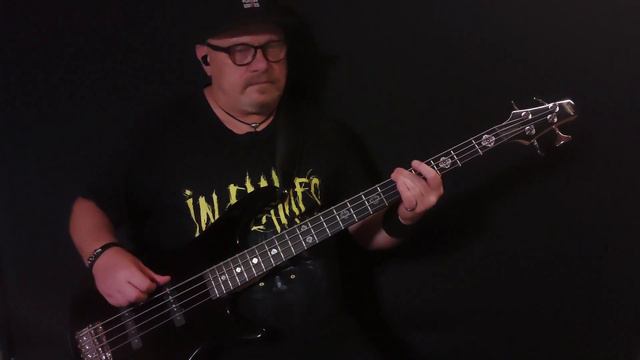 In Flames - Only For The Weak - E Bass Cover смотреть онлайн
