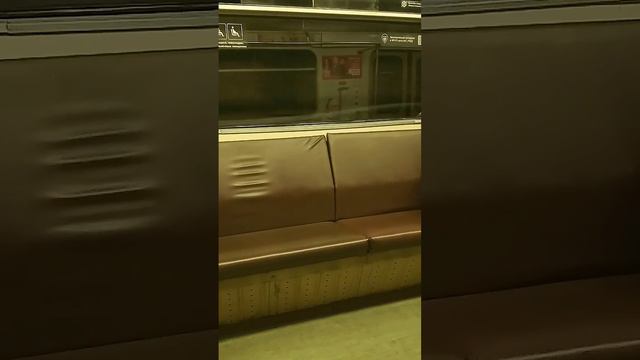 Поездка по недавно открытому южному участку Замоскворецкой линии "Орехово-Автозаводская" 1 часть смотреть онлайн