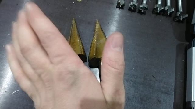 Китайские инструменты, коронки по металлу и дереву.