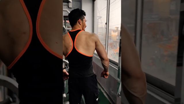 Competition with Pawan sahu and Manish sahu in triceps Muscle || check end guys #challengeaccepted смотреть онлайн