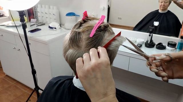 Короткая женская стрижка Пикси. смотреть онлайн