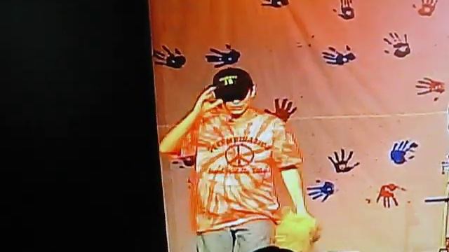 Bryce Johnson does "Barbie Girl" at 2006 talent show смотреть онлайн