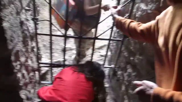 СКВОЗНОЙ ГРОТ и Петровна в нём смотреть онлайн