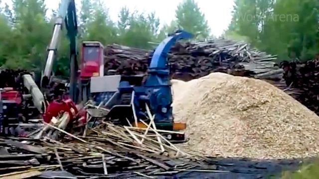 Amazing Fast Wood Chipper Machines Working, Biggest Wood Crusher Machine смотреть онлайн