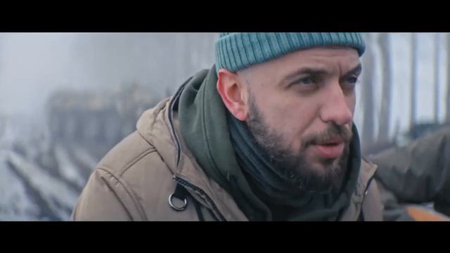 "Дай ему сил, чтобы он победил"...Хорошие слова рэпера ST, а главное, кадры правильные. смотреть онлайн