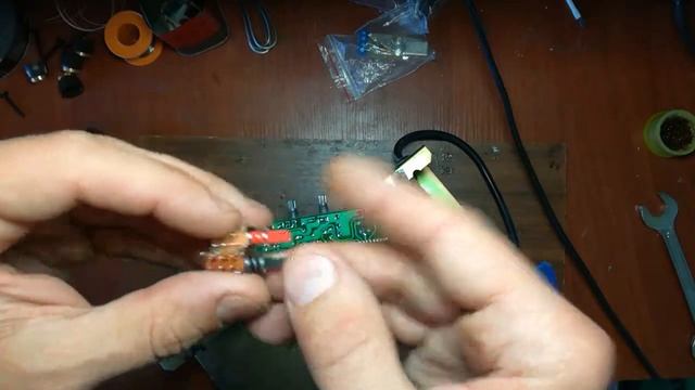 Комбоусилитель Marshall MG10CD, мелкоремонт смотреть онлайн