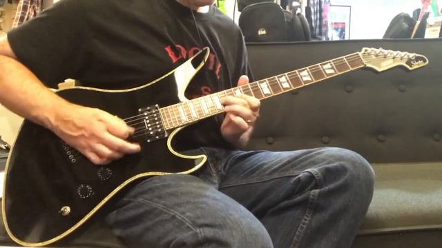 Schecter Avenger through Line6 HX Stomp смотреть онлайн