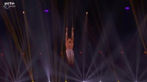 38e Festival Mondial Du Cirque de Demain / Marco Motta aerial straps contortion