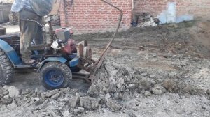 мини трактор из мотоблока МБ-90, 2000 года выпуска.солидная нагрузка отвала для такого минитрактора.