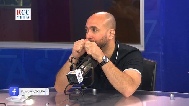 Irving Alberti ¿Cómo un hombre siempre pierde un pleito cuando pelea con una mujer? смотреть онлайн