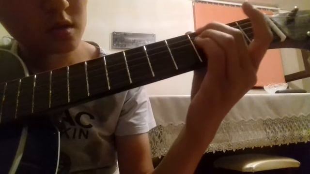 Как играть Smoke on the water .Басом и простой способ на гитаре смотреть онлайн